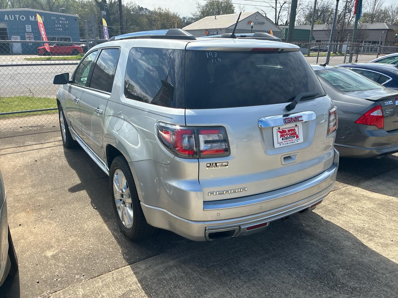 GMC Acadia Denali FWD 2016