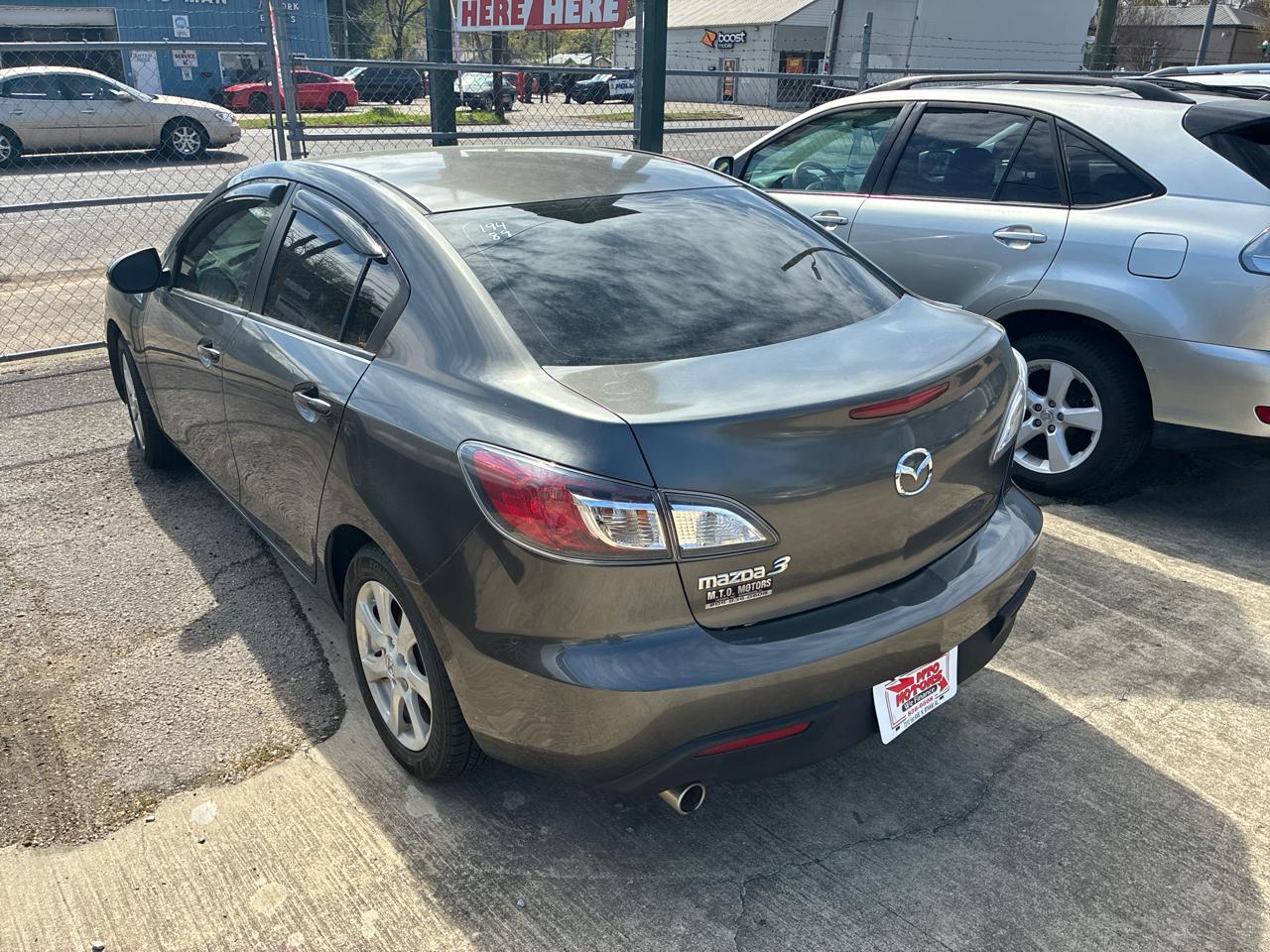 Mazda MAZDA3 i Touring 4-door 2011