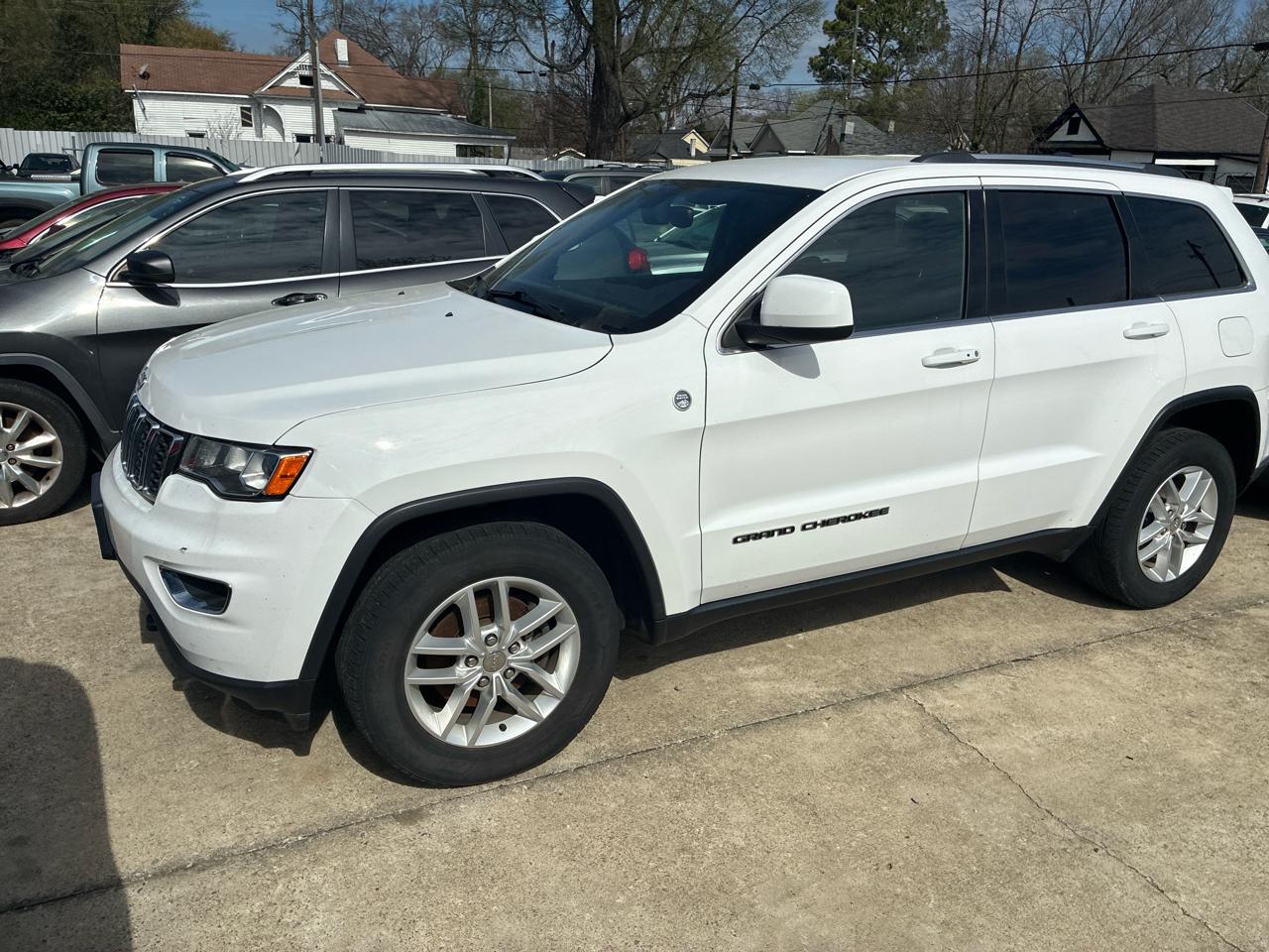 Jeep Grand Cherokee Laredo 4WD 2017
