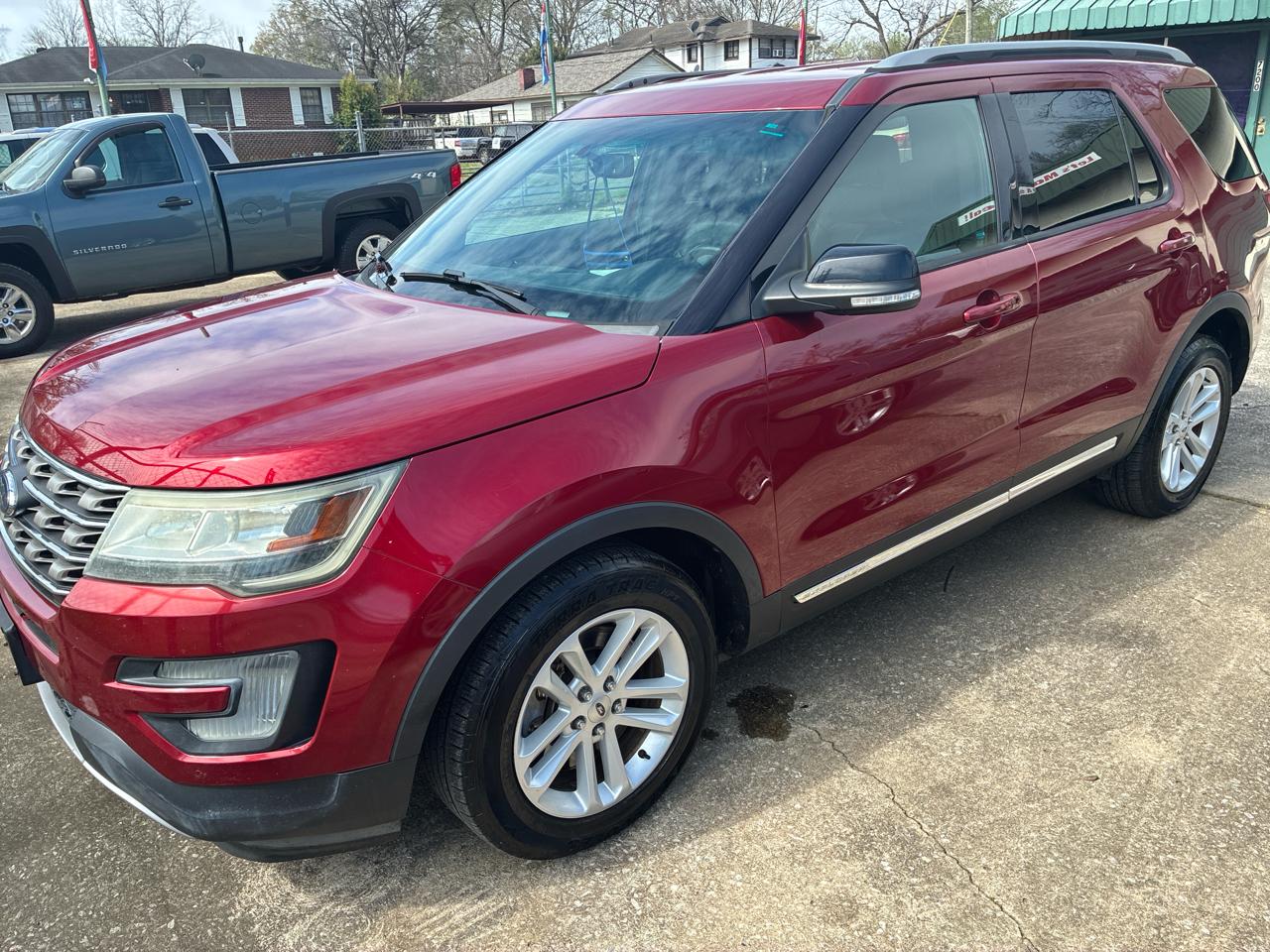 Ford Explorer XLT FWD 2016