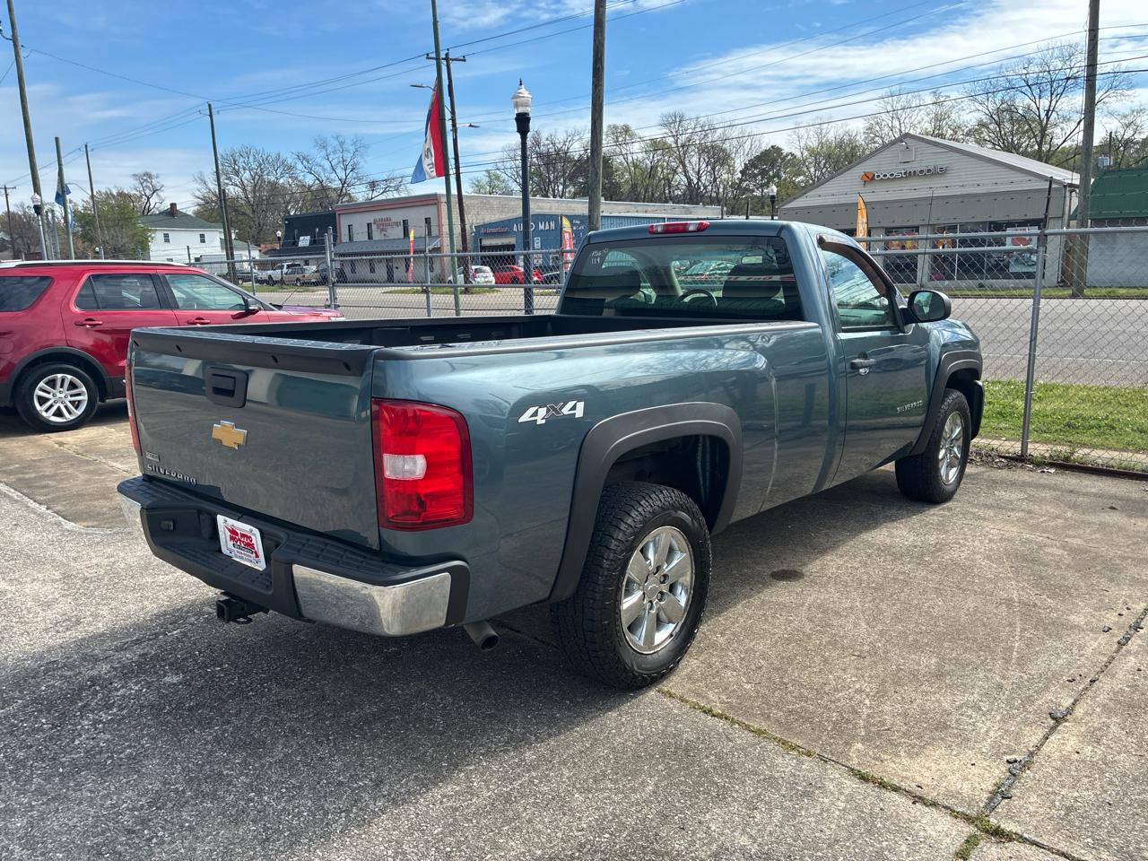Chevrolet Silverado 1500 Work Truck Long Box 4WD 2012
