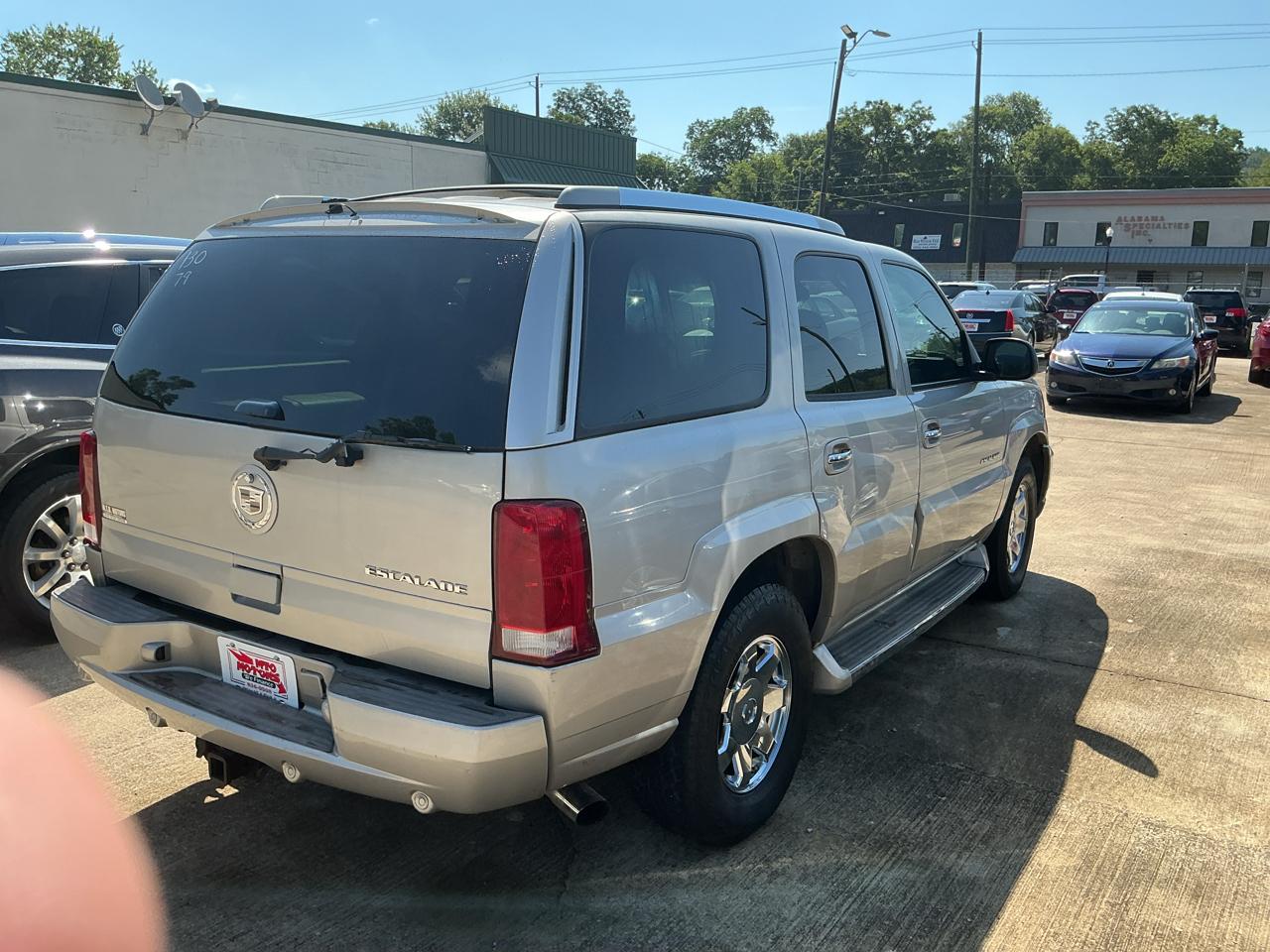 Cadillac Escalade 2WD 2005