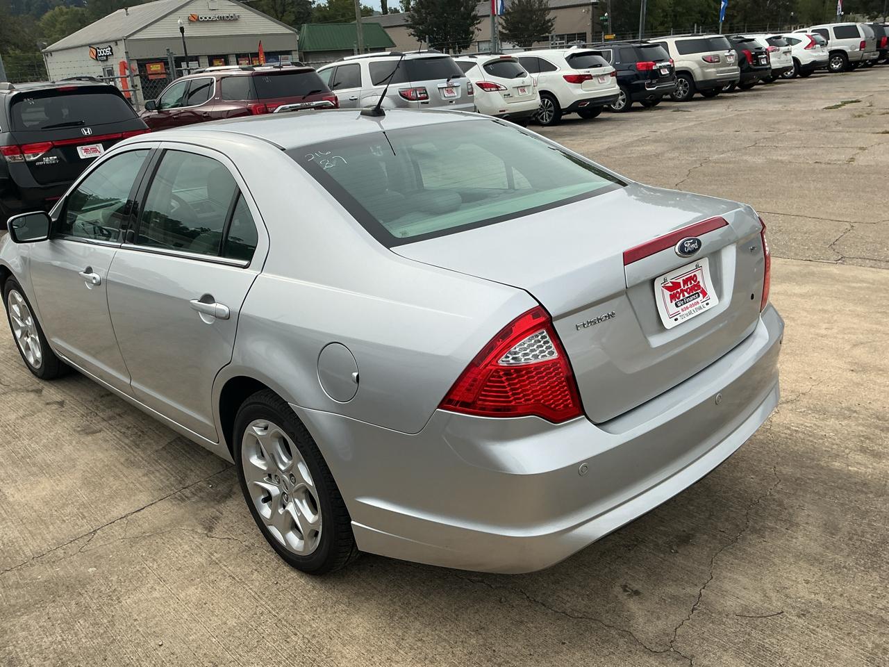 Ford Fusion I4 SE 2011