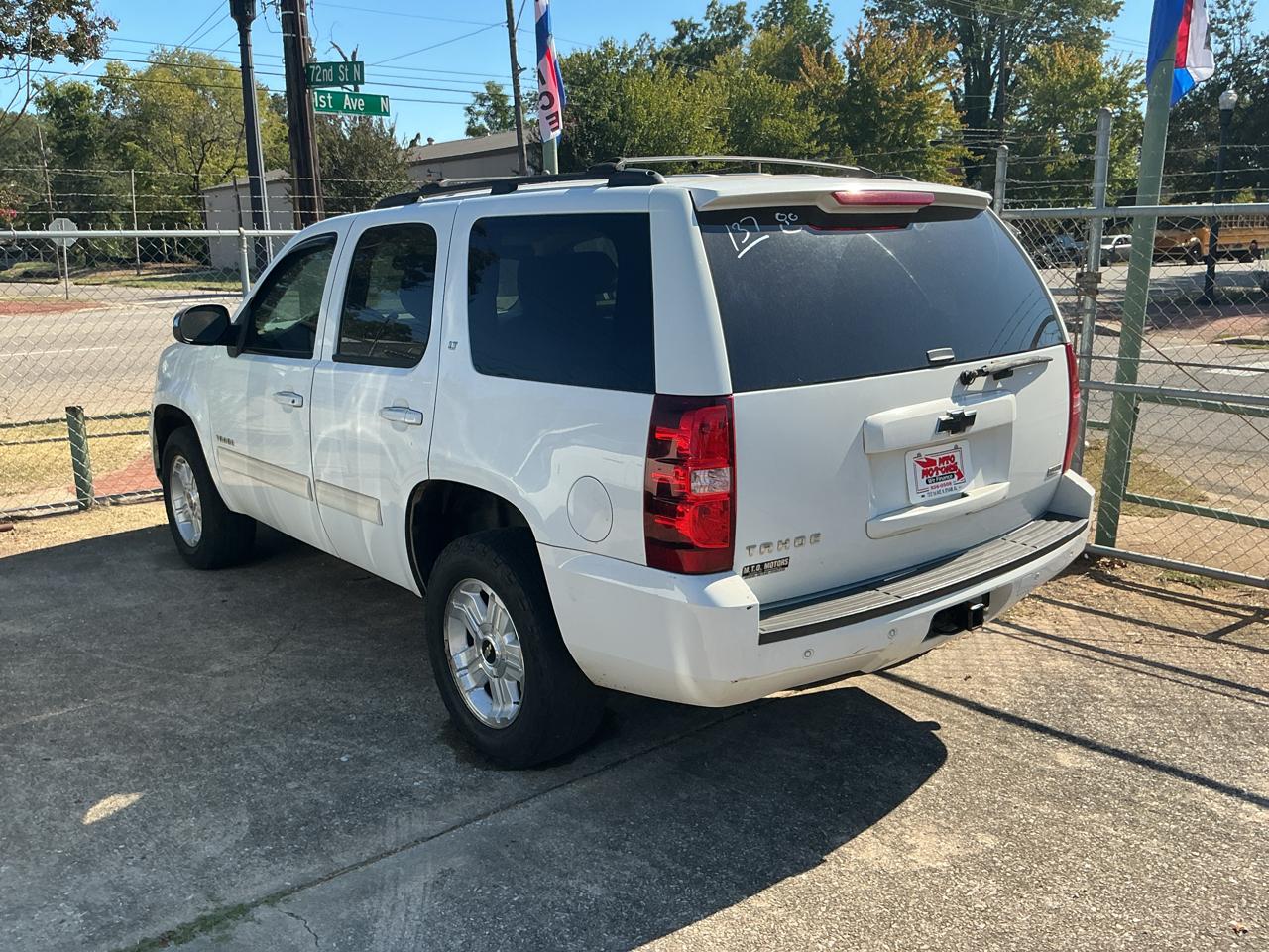Chevrolet Tahoe LT 4WD 2011