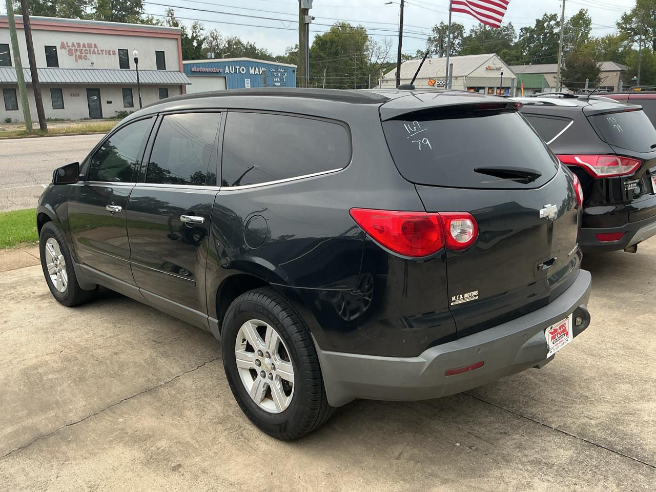 Chevrolet Traverse 2LT FWD 2012
