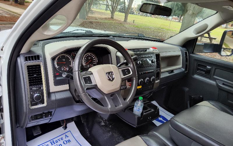 Dodge Ram 5500 Regular Cab 2WD 2011