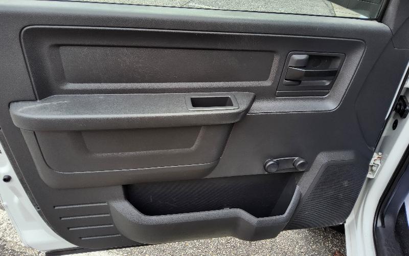 Dodge Ram 5500 Regular Cab 2WD 2011