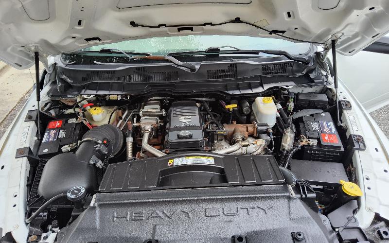 Dodge Ram 5500 Regular Cab 2WD 2011