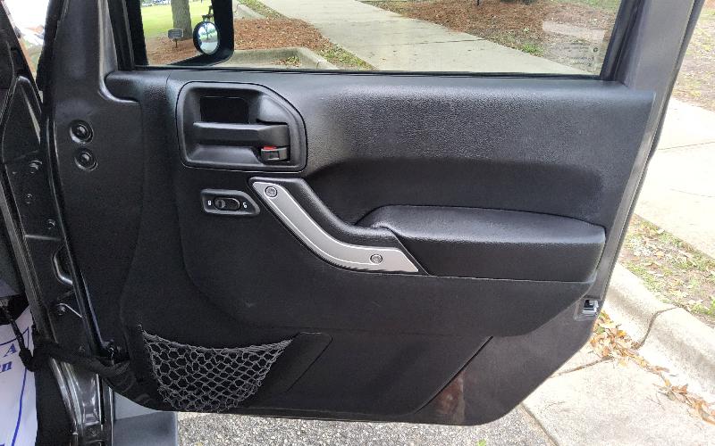 Jeep Wrangler Sahara 4WD 2014 Jeep Wrangler Sahara 4WD 2014