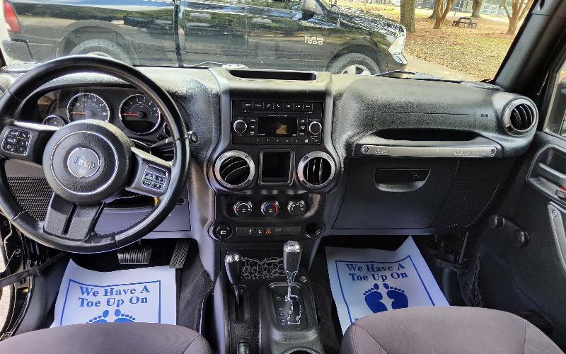 Jeep Wrangler Unlimited Sport 4WD 2015