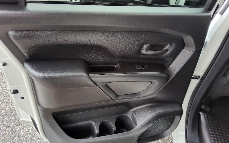 Nissan Titan S Crew Cab 2WD 2019