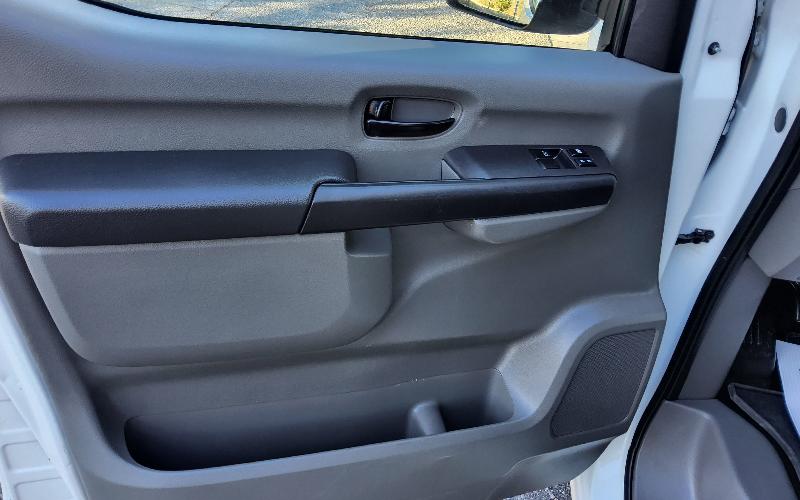 Nissan NV Cargo 2500 HD S V6 High Roof 2020