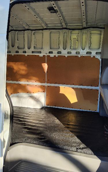 Nissan NV Cargo 2500 HD S V6 High Roof 2020