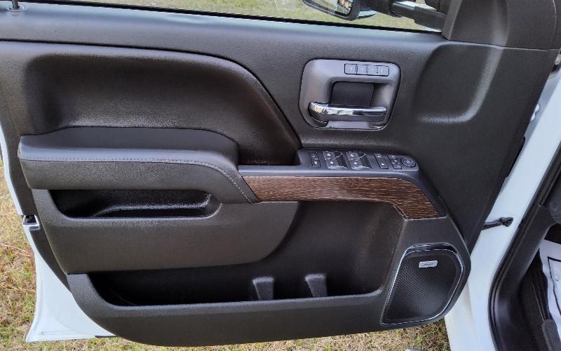 GMC Sierra 3500HD Denali Crew Cab 4WD 2017