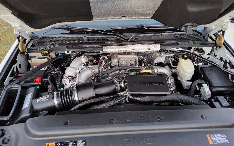 GMC Sierra 3500HD Denali Crew Cab 4WD 2017