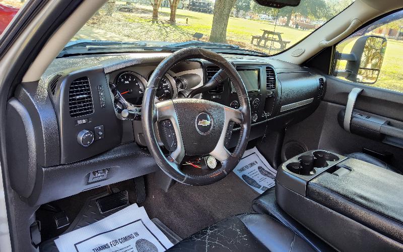 Chevrolet Silverado 2500HD Work Truck Crew Cab Std. Box 4WD 2008