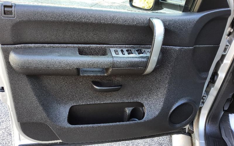 Chevrolet Silverado 2500HD Work Truck Crew Cab Std. Box 4WD 2008