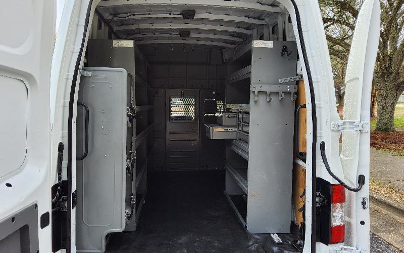 Nissan NV Cargo 2500 HD SV V8 High Roof 2021