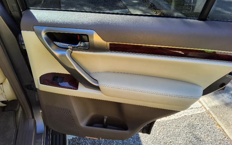 Lexus GX 460 Sport Utility 2011