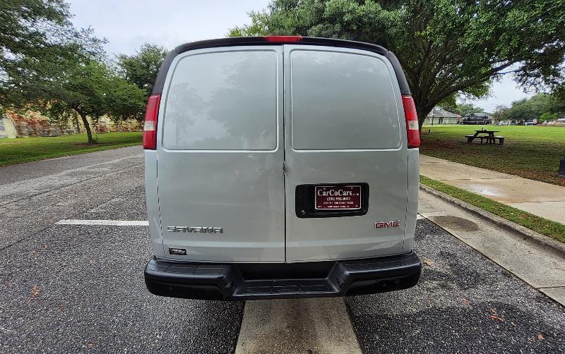 GMC Savana G2500 Cargo 2017