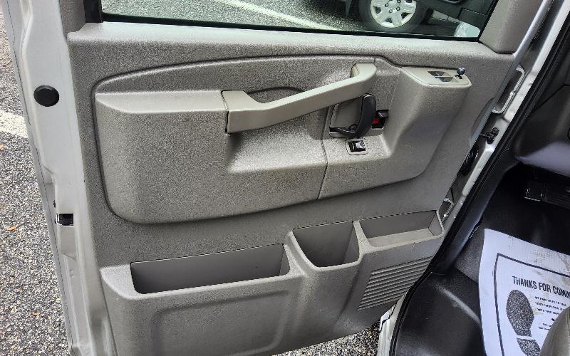 GMC Savana G2500 Cargo 2017