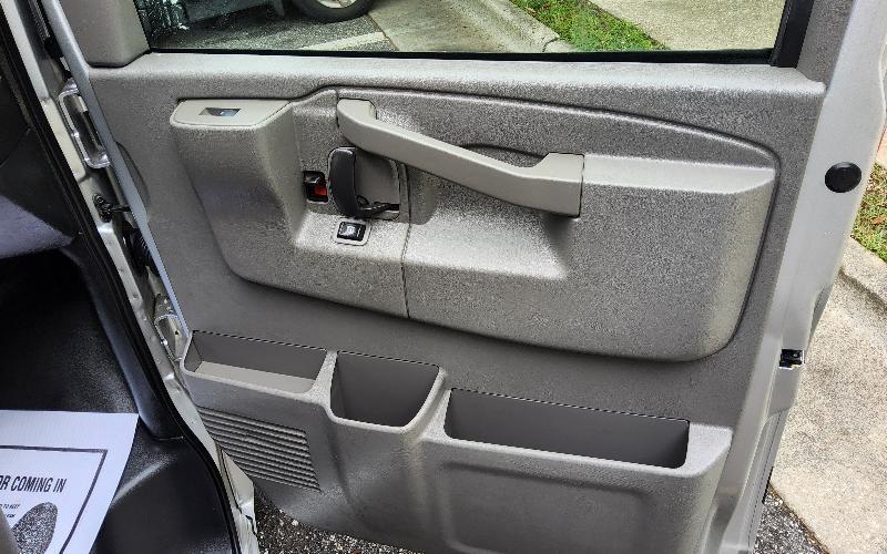 GMC Savana G2500 Cargo 2017