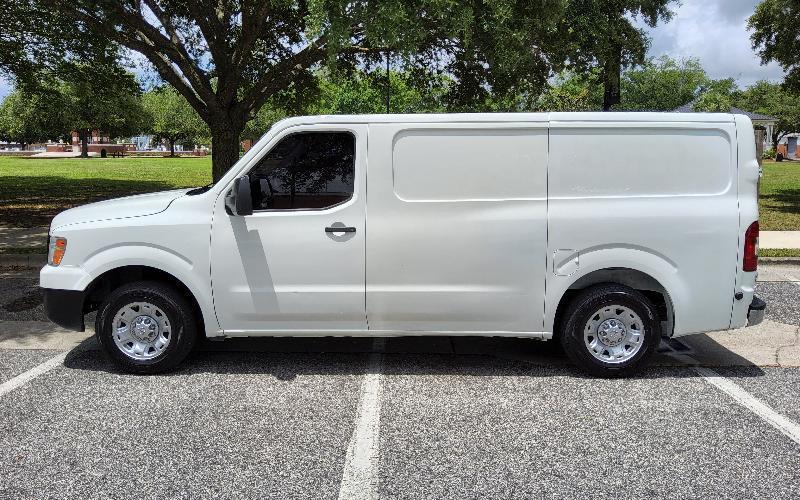 Nissan NV Cargo 2500 HD S V6 2017