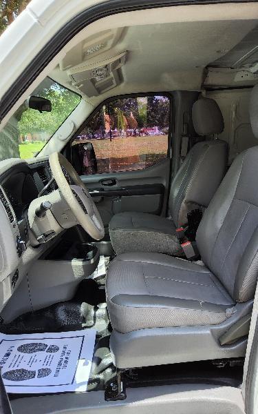 Nissan NV Cargo 2500 HD S V6 2017