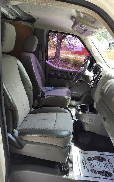 Nissan NV Cargo 2500 HD S V6 2017