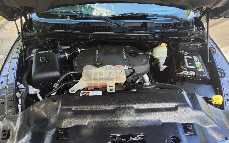 RAM 1500 Laramie Crew Cab SWB 4WD 2015