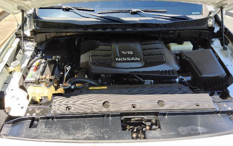 Nissan Titan SV Crew Cab 4WD 2019
