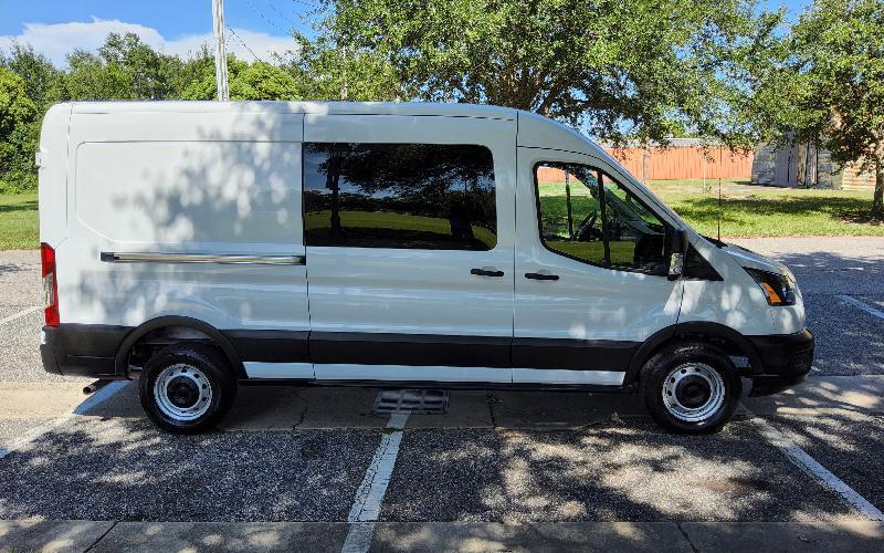 Ford Transit 250 Van Med. Roof w/Sliding Pass. 130-in. WB 2021