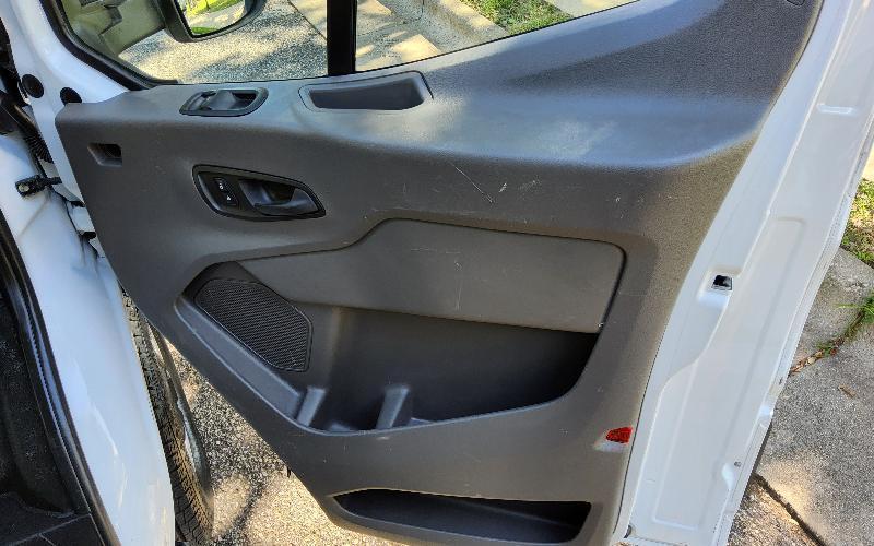 Ford Transit 250 Van Med. Roof w/Sliding Pass. 130-in. WB 2021