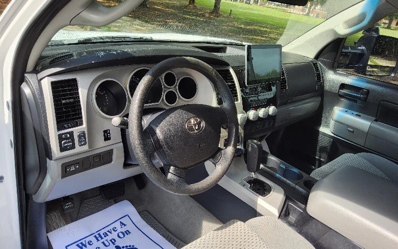 Toyota Tundra SR5 Double Cab 6AT 2WD 2007