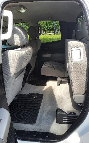Toyota Tundra SR5 Double Cab 6AT 2WD 2007