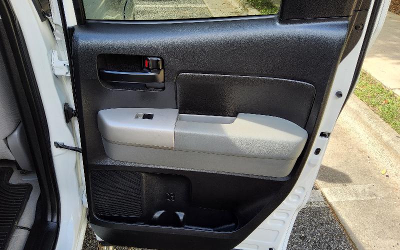 Toyota Tundra SR5 Double Cab 6AT 2WD 2007