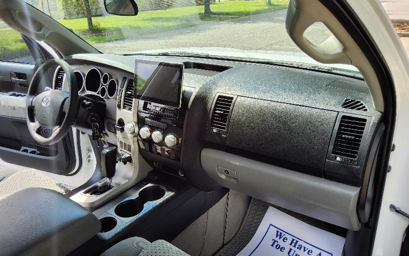 Toyota Tundra SR5 Double Cab 6AT 2WD 2007