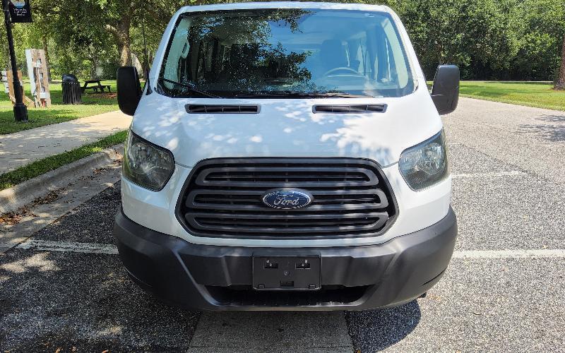 Ford Transit 350 Wagon Low Roof XL w/Sliding Pass. 148-in. WB 2016