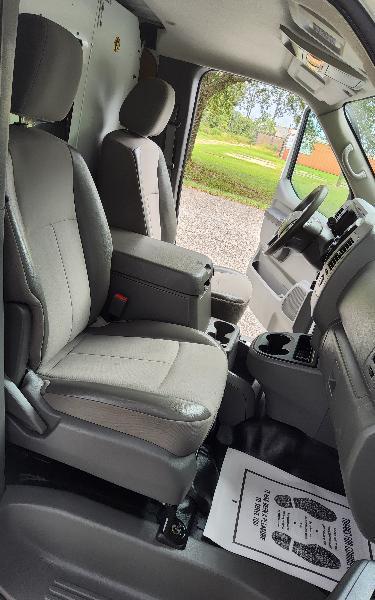 Nissan NV Cargo 2500 HD S V6 2020