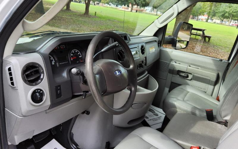 Ford Econoline E350 2019