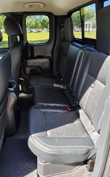 Nissan Titan SV King Cab 4WD 2017