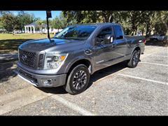 2017 Nissan Titan 