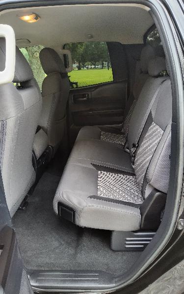 Toyota Tundra SR5 4.6L V8 Double Cab 2WD 2018