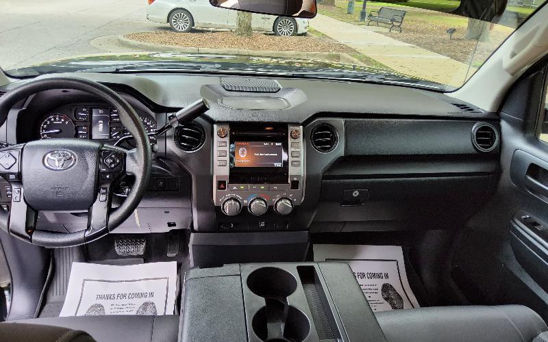 Toyota Tundra SR5 4.6L V8 Double Cab 2WD 2018
