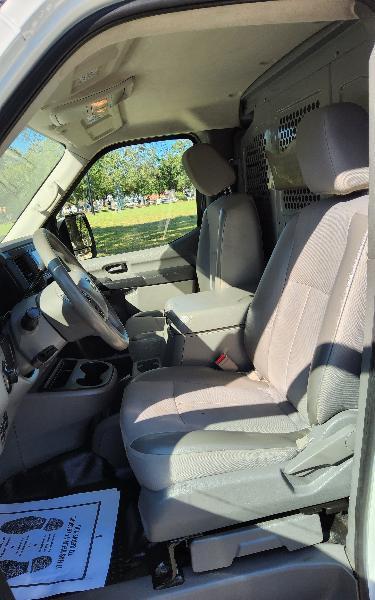 Nissan NV Cargo 2500 HD S V6 2020