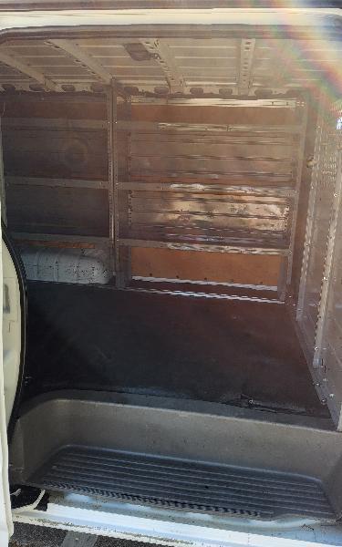 Nissan NV Cargo 2500 HD S V6 2020