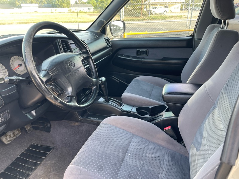 Nissan Pathfinder SE 2WD 2001 Nissan Pathfinder SE 2WD 2001
