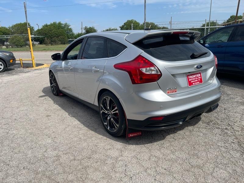 Ford Focus Titanium Hatch 2014
