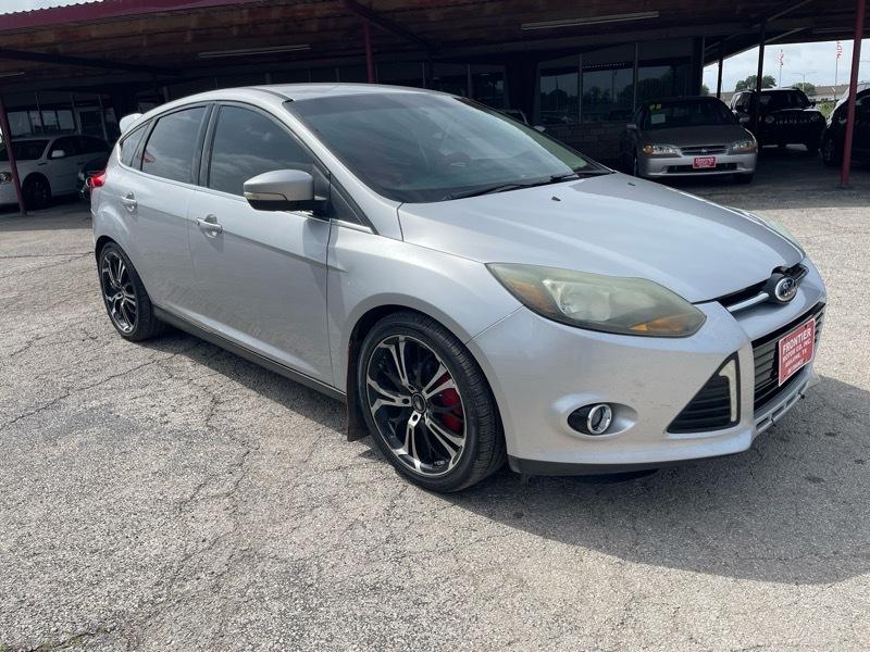 Ford Focus Titanium Hatch 2014