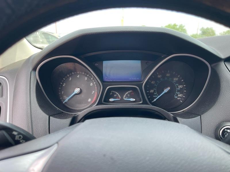 Ford Focus Titanium Hatch 2014